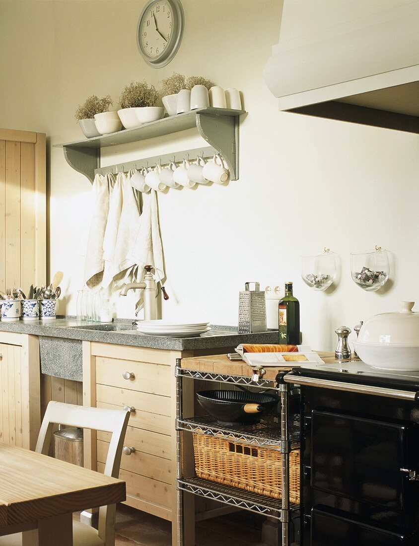 Titelseite -Wenko Verkäufe 00343835 Spueltisch Regal in Kueche