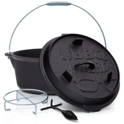 BBQ-Nerd© Dutch Oven "Professional" 13,6L Mit Ständer | Bereits Eingebrannt | Gusseisen Feuertopf Mit Deckel Und Integr. Bratpfanne und Deckelheber